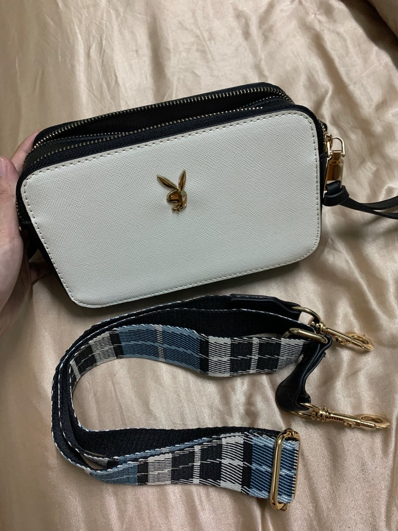 Playboy bunny sales ladies sling bag
