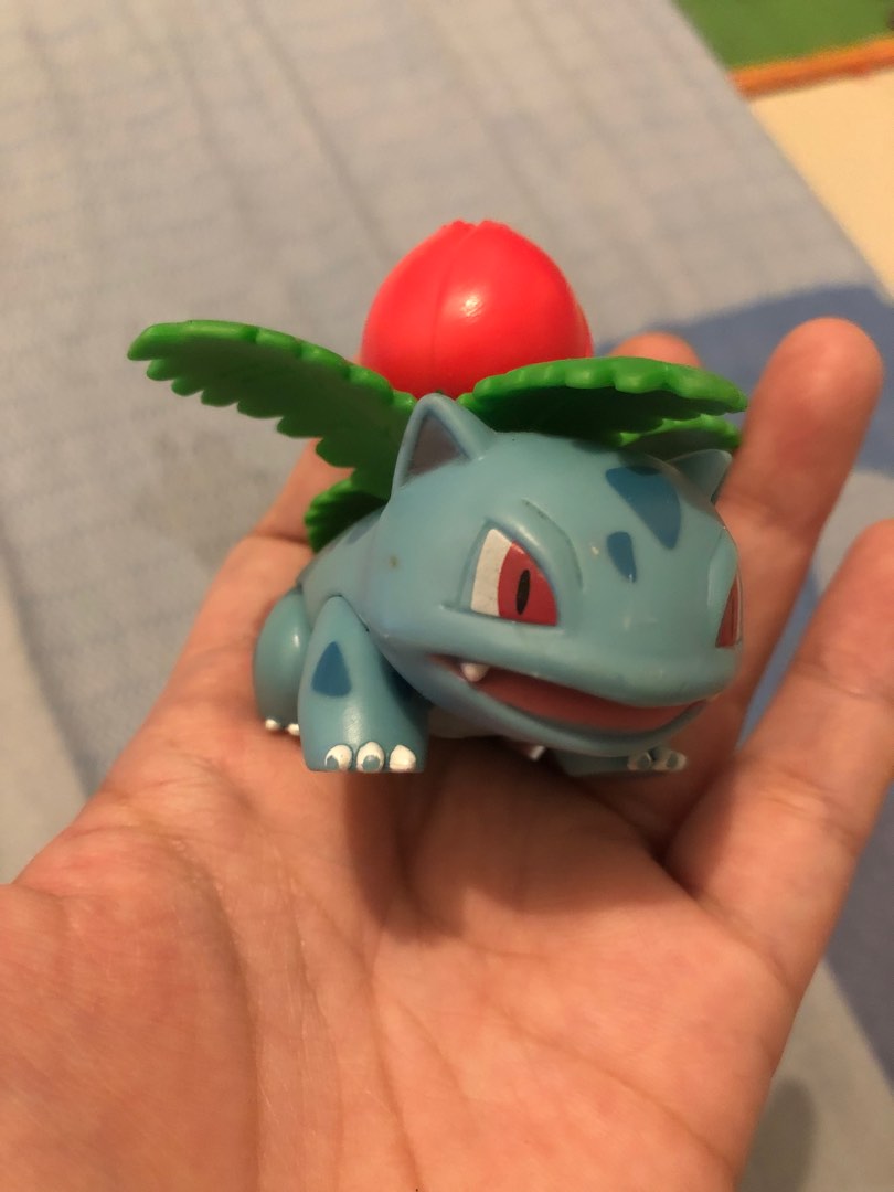 Ivysaur figure shop
