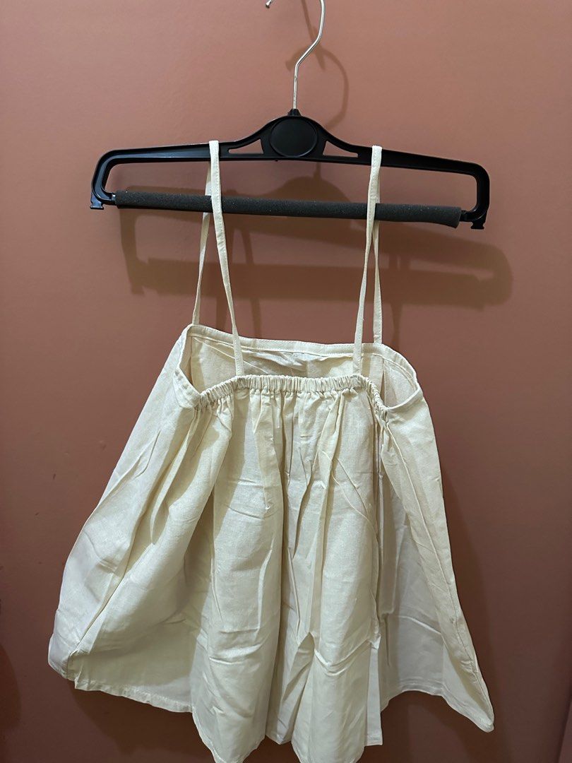 PRELOVED Cream Beige Linen ✨Womens TERNO SET✨ (Category: Sets or Coordinates) located in Paranaque City. Submitted by Shop_Gr3at_F1ndzzz (Listing ID 1280878289, Image 2). Description: 🛍BrandNew NEVER USED - Stored Closet Only ✅ Minimal to No Flaws - In Good Condition ✅No SWAPPING - From Personal Closet ❌ Bawal po sa maselan - pls manage ur expectations❌ Location: LasPiñas NCR- no meetups 💰Mop: BDO or Gcash Only (NO COD) * First To Pay Gets The 