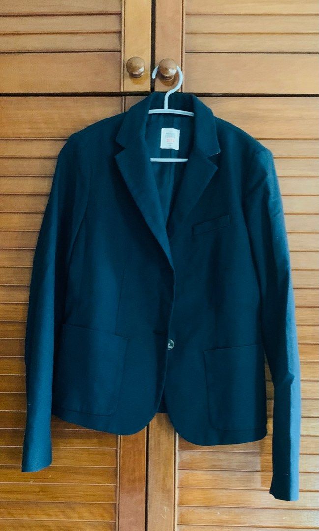 Gap women s blazer Women s Fashion Coats Jackets and Outerwear