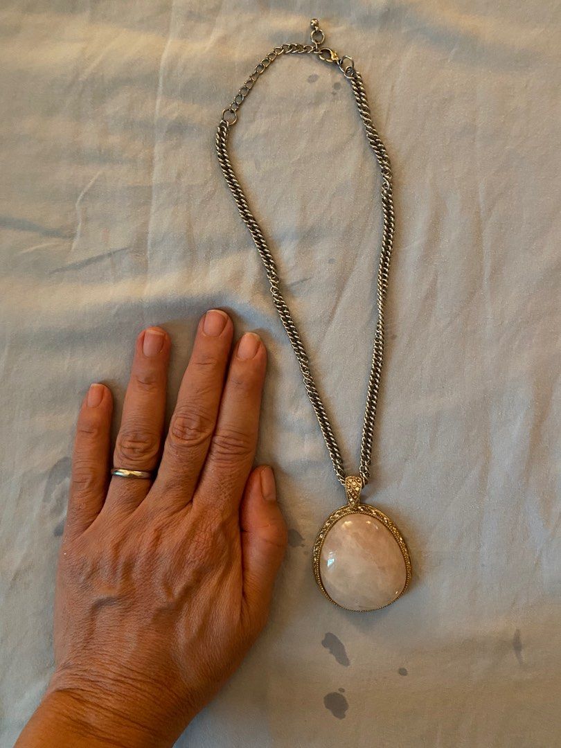 Quartz locket hot sale