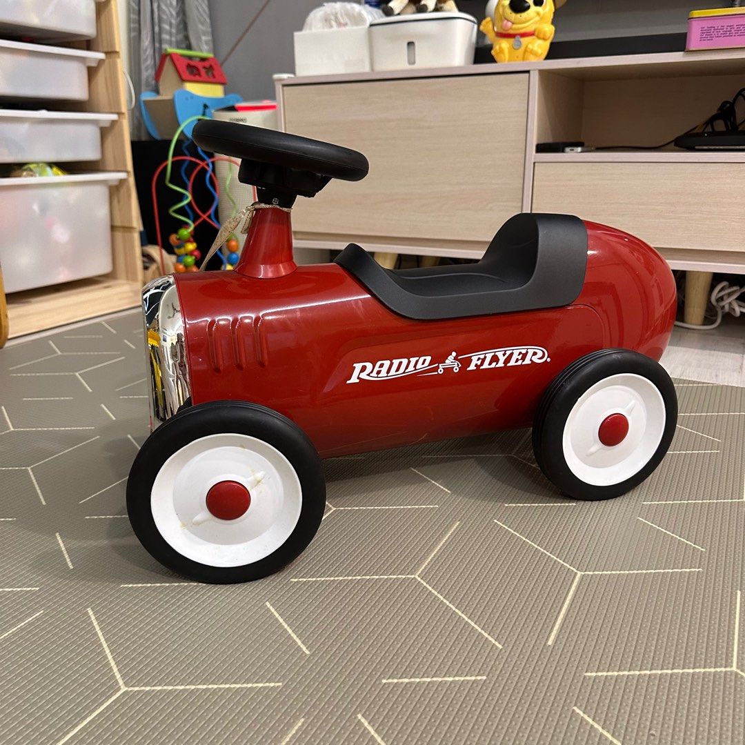 Radio Flyer Little Red Roadster Toddler Ride on Toy 24