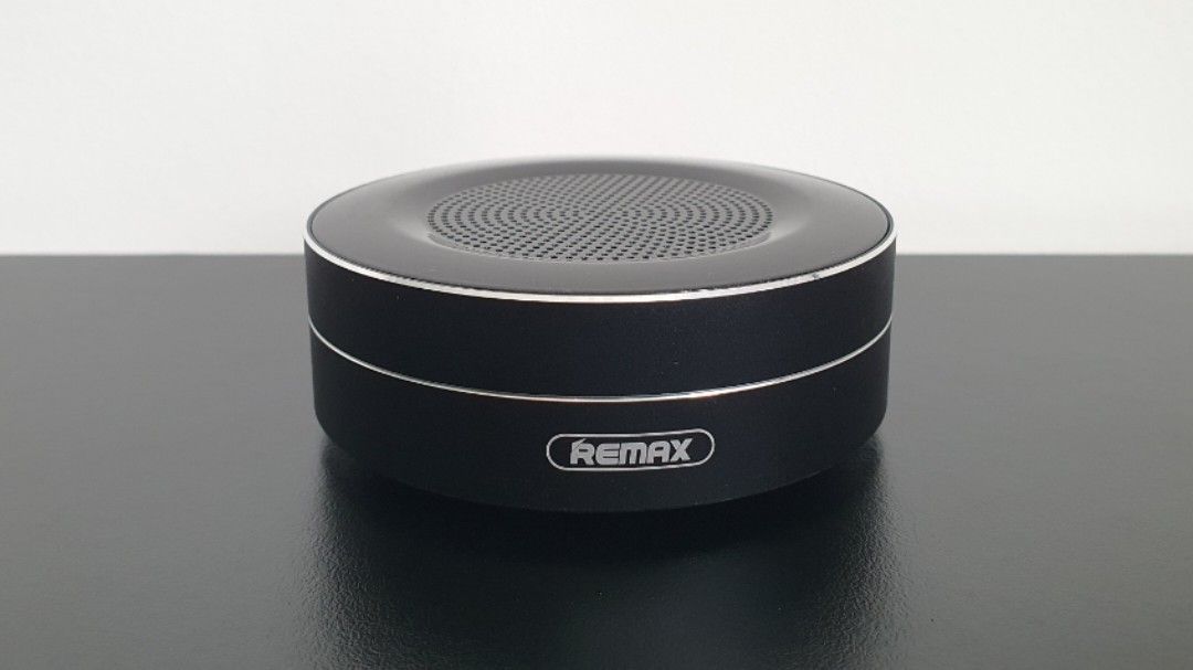 Remax m13 best sale
