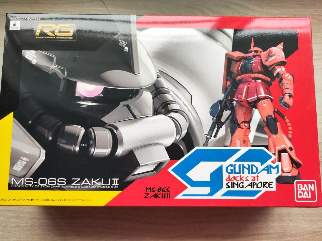 RG MS-06S Char's Custom Zaku II Ver. GUNDAM docks at SINGAPORE