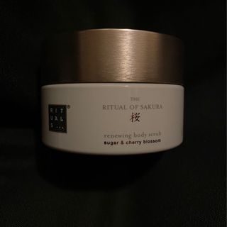 （分類：）位於 。 由 harveydenttt 提交（商品編號 1280981845，圖片 1）。簡介： 。