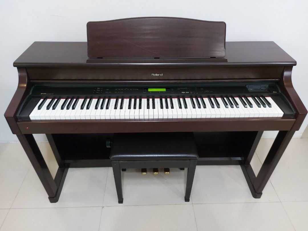 Roland clearance hp 555g