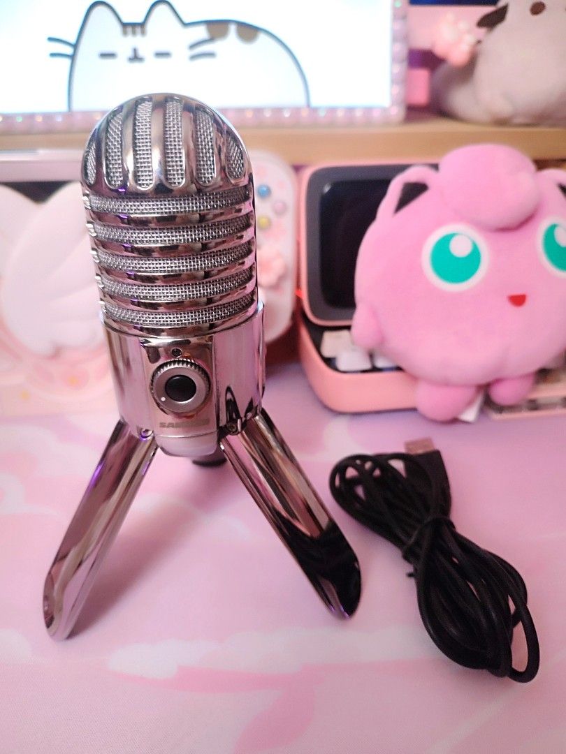 Samson Meteor Mic (Category: Microphones) located in Iloilo. Submitted by pastelretro (Listing ID 1280881778, Image 1). Description: Samson Meteor Mic - Bought for 3700+ - Selling for: 2000 (LP) - good mic for general use, you can also mount this on a tripod or mic arm - RFS: extra mic, used only a few times (song covers & streaming).