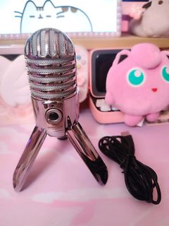 (Category: ) located in . Submitted by pastelretro (Listing ID 1280881778, Image 1). Description: .