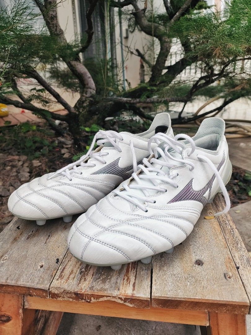 Sepatu bola mizuno morelia clearance