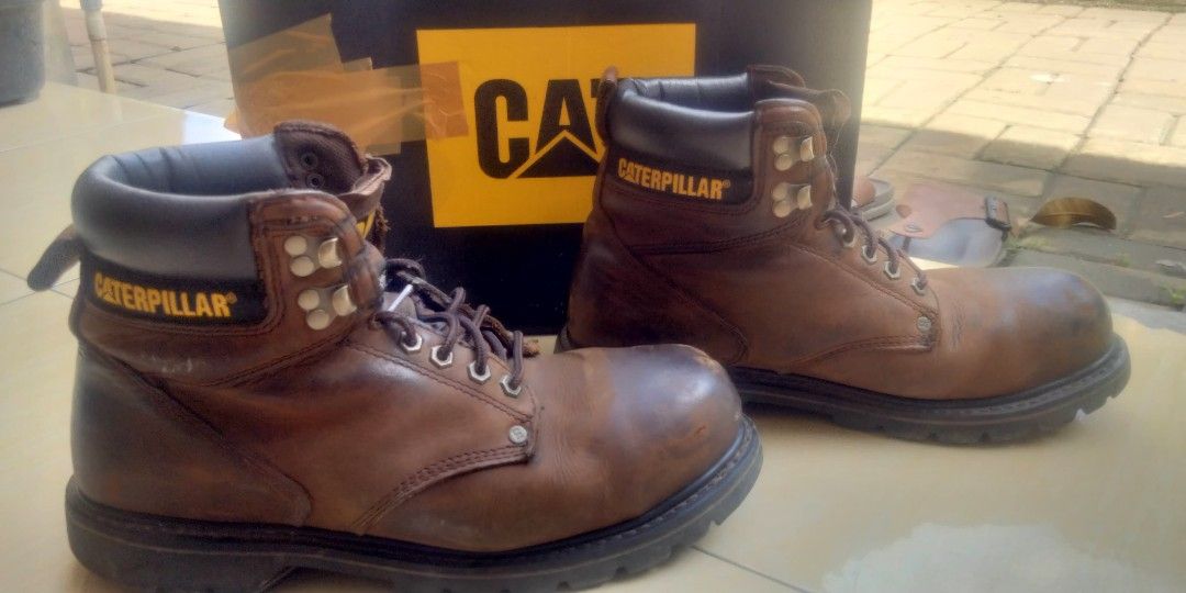 Sepatu discount boots caterpillar