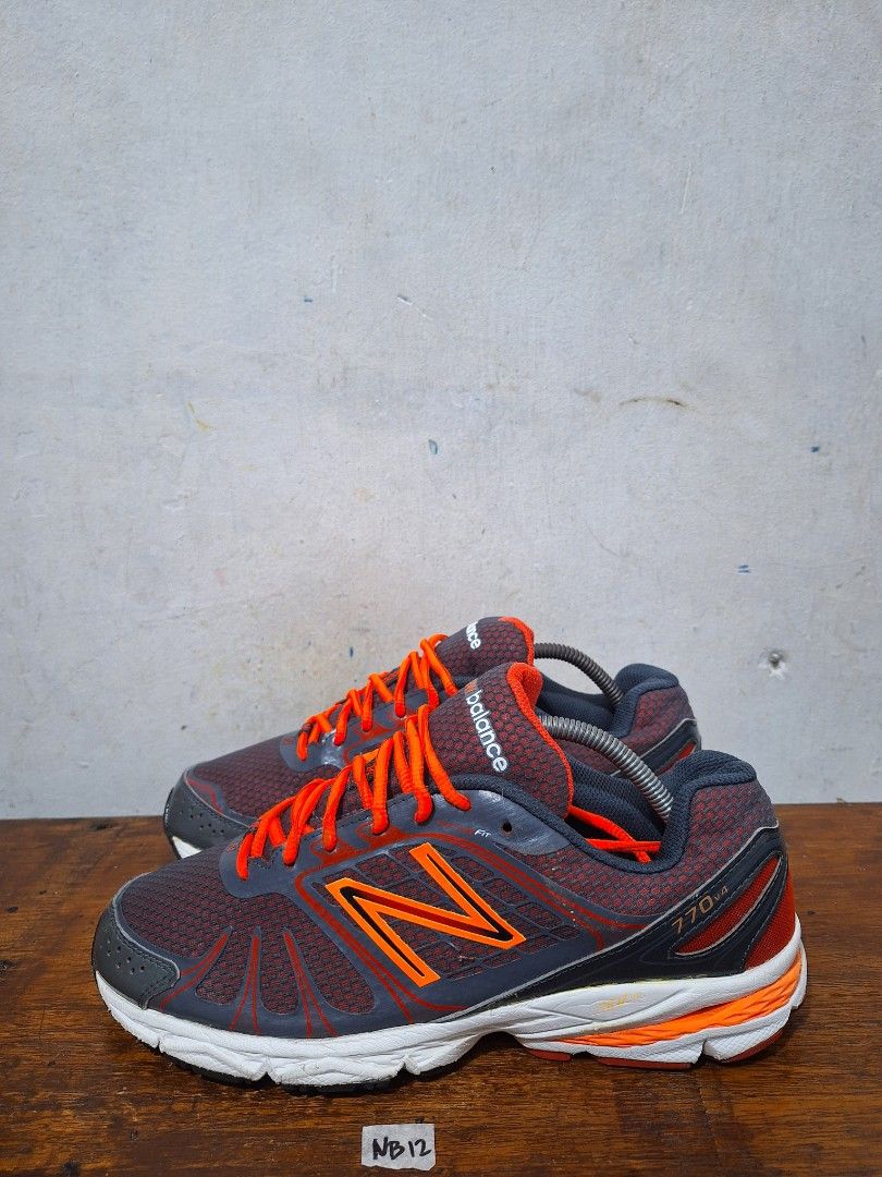 New balance 770v4 top