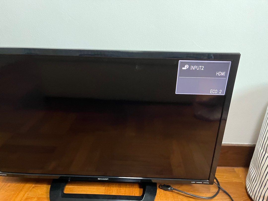 Sharp TV (Category: TV) located in Singapore. Submitted by benjamin795 (Listing ID 1280919245, Image 2). Description: Sharp TV Negotiable .