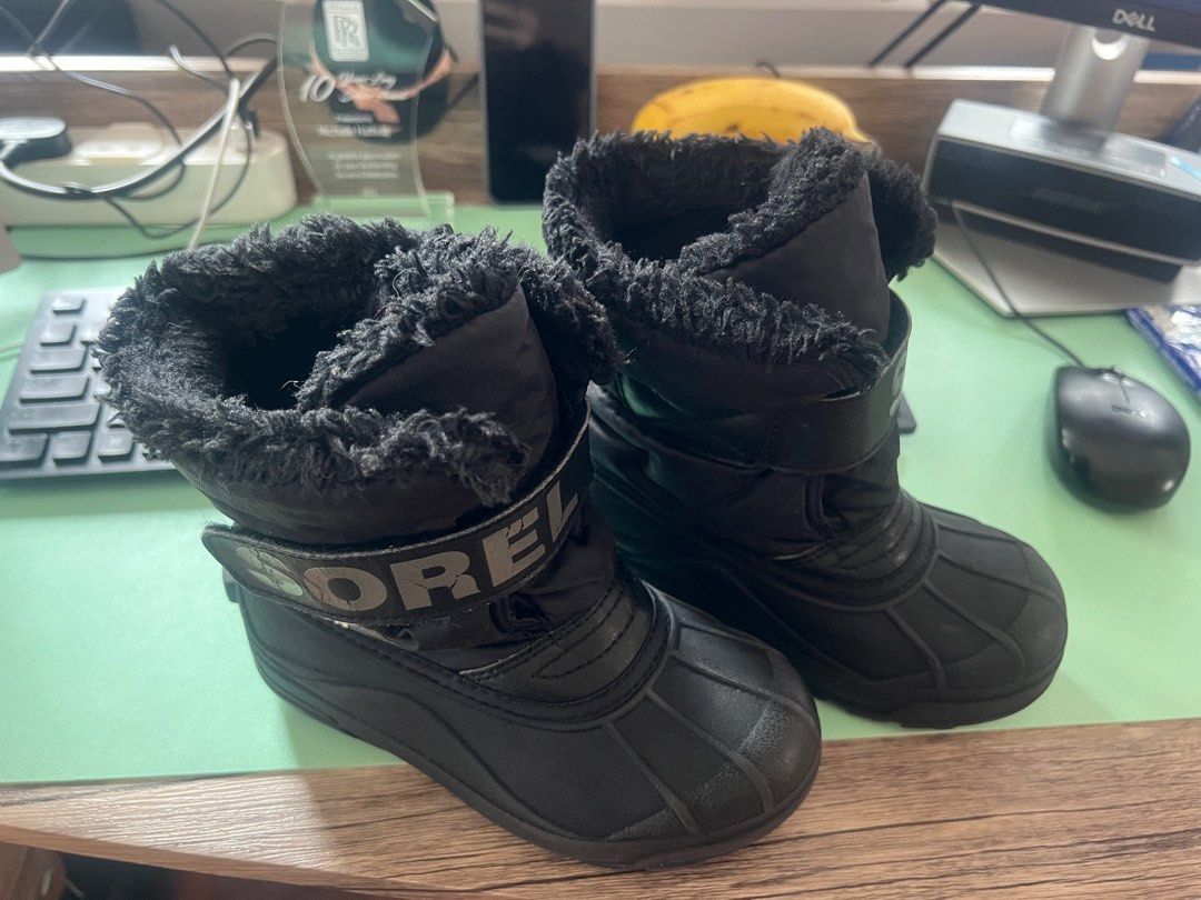 Fur lined top sorel boots