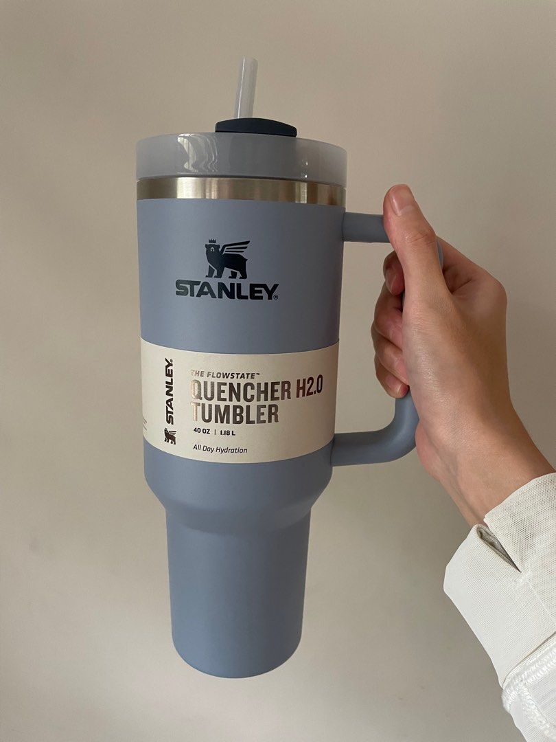 Stanley The Quencher H2.O Flowstate Tumbler 40 oz, Furniture & Home Living,  Kitchenware & Tableware, Water Bottles & Tumblers on Carousell