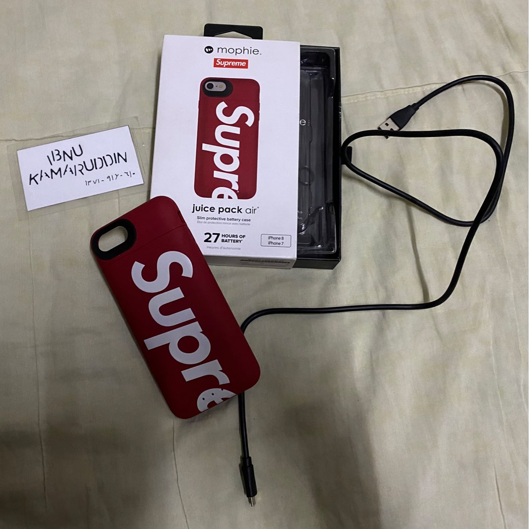 Supreme shop x mophie