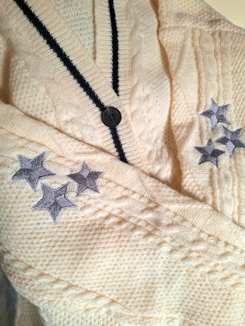 ✨️ SALE ✨️ Taylor Swift "Folklore" Cardigan (Category: Coats, Jackets and Outerwear) located in Valenzuela. Submitted by blingsand (Listing ID 1277414525, Image 2). Description: Taylor Swift Folflore the "Cardigan" 🍂 Brand new 🤎 Size: Small, Medium, Large, X-large 🍂 Color: Cream, black & gray 🤎 Oversized style cardigan 2nd and 3rd pics are actual cardigan photos Pre-order / Shipout within 5 working days Sale price P1,490 before P1,599! Taylor