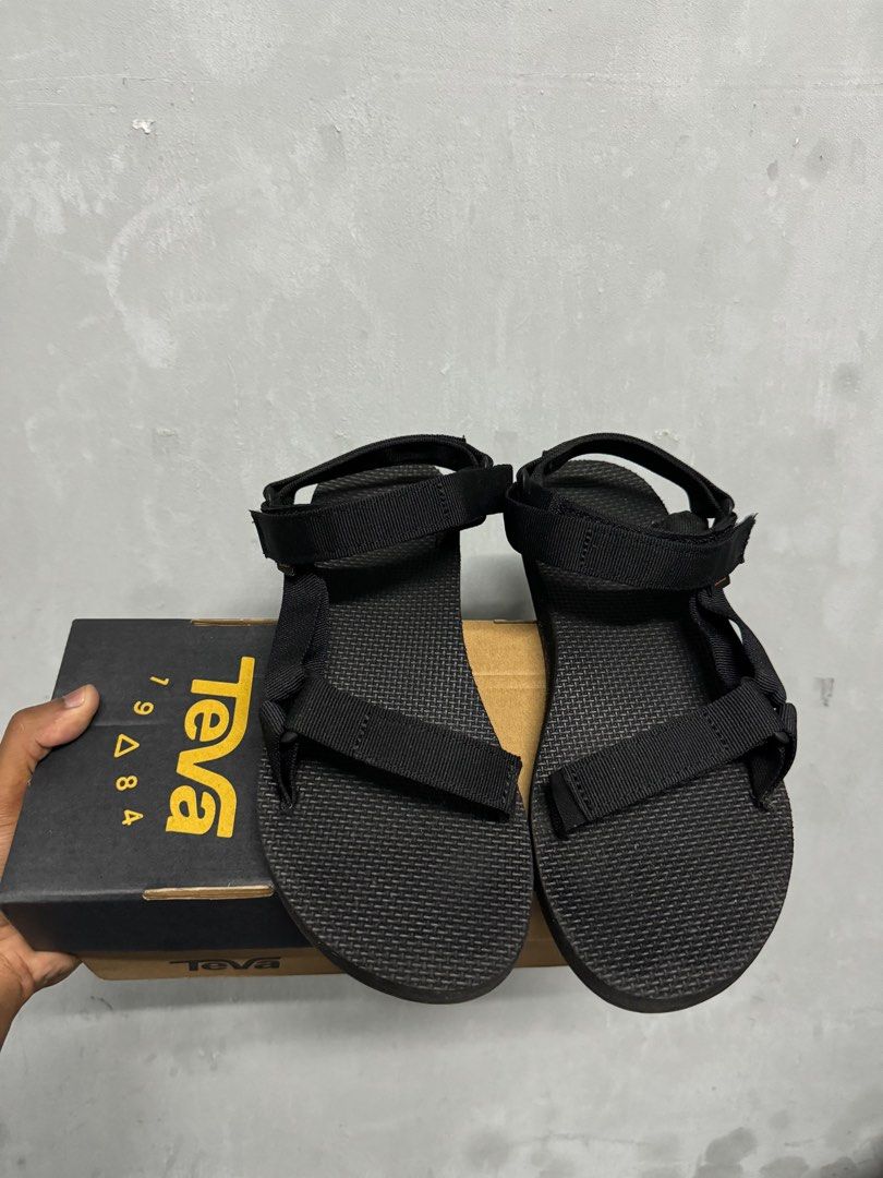 Used teva shop sandals