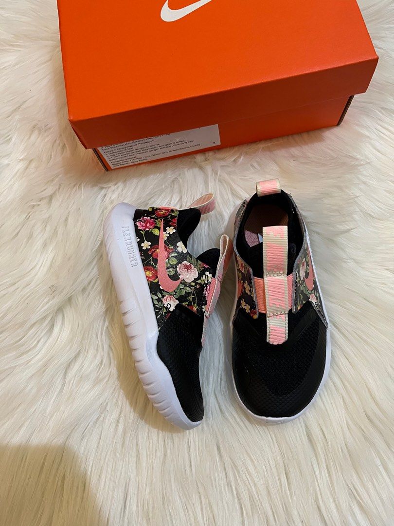 Nike flex runner floral on sale