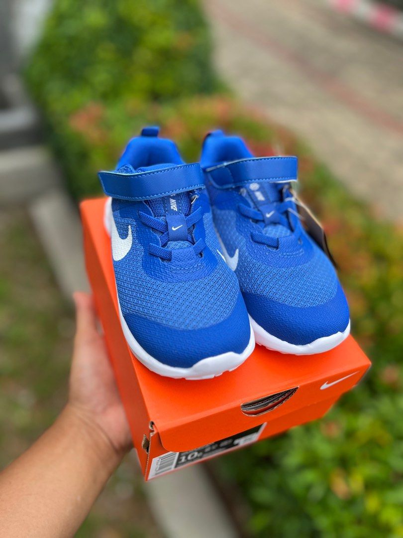Nike sale revolution 27