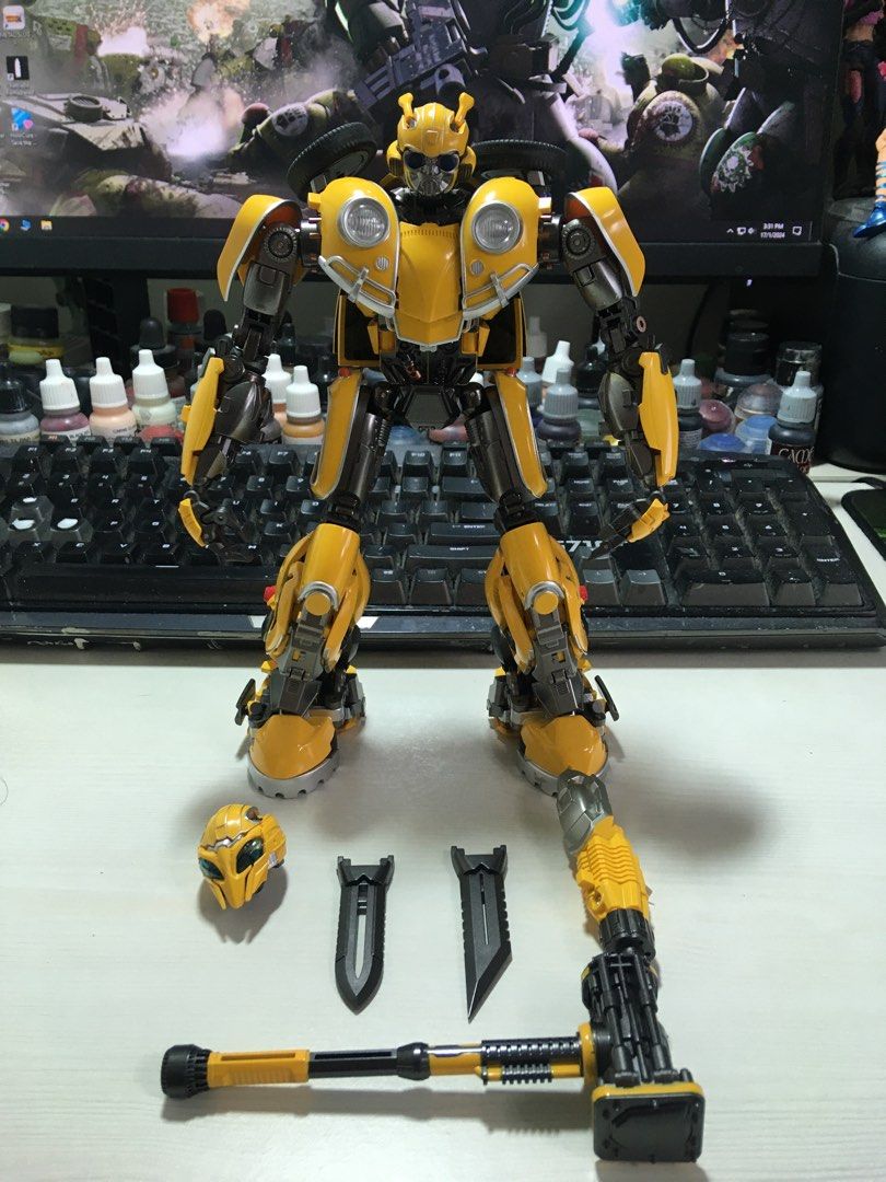 Transformers Cyber Era CE-01 CE01 King Bee Knight Bumblebee With