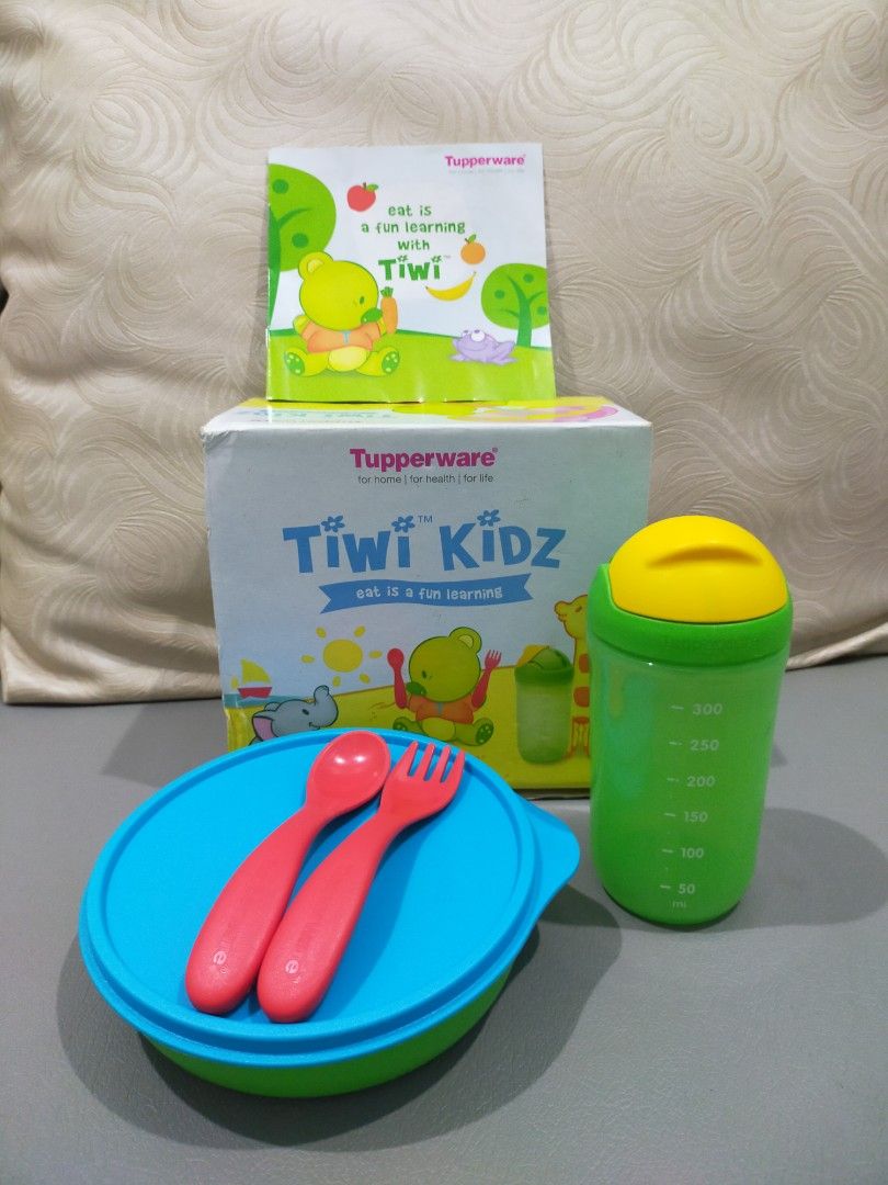 Tupperware Tiwi Kidz lunch box full set box
