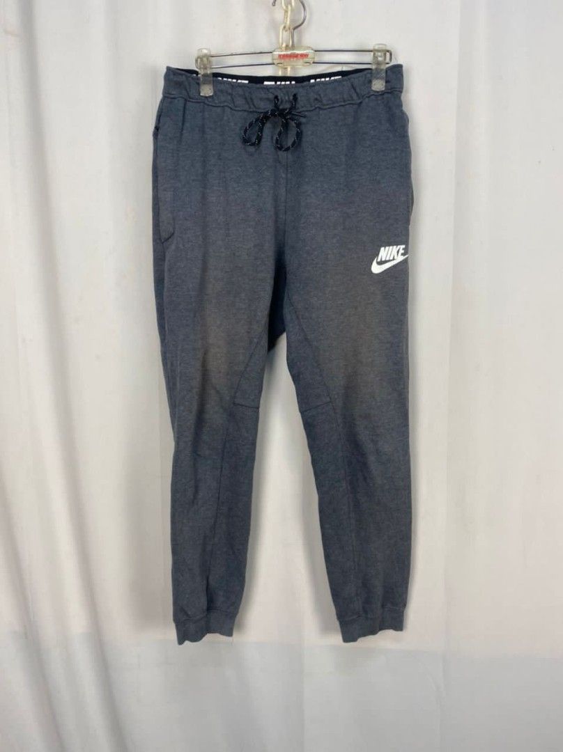 Nike baggy vintage nylon track pants jogger, Women's Fashion, Bottoms,  Other Bottoms on Carousell