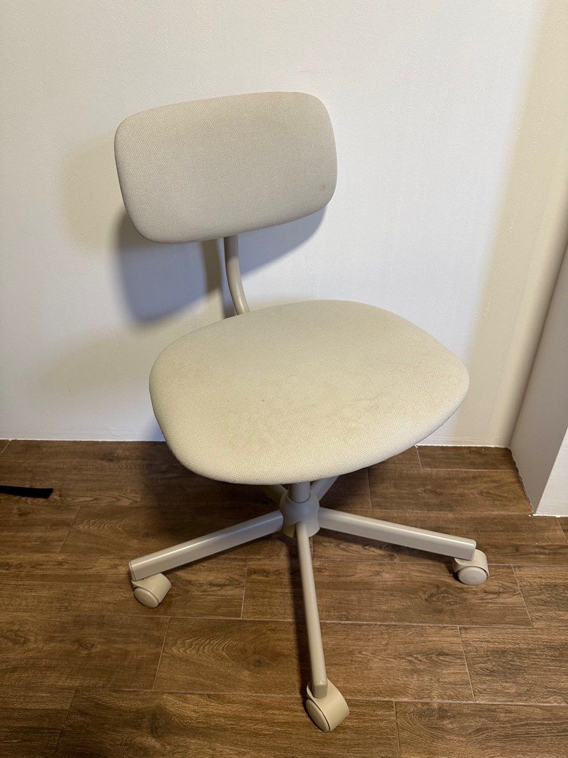 Bleckberget swivel chair idekulla beige 2025