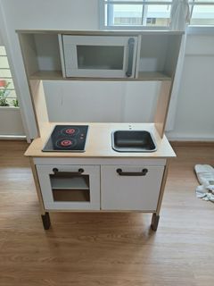 (Category: ) located in . Submitted by zitingzkho1223 (Listing ID 1280912991, Image 1). Description: .