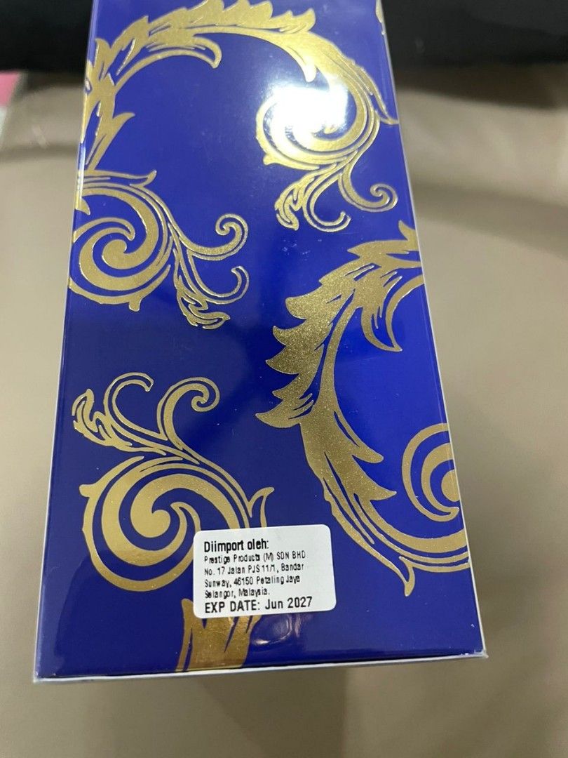 Versace yellow on sale diamond harga