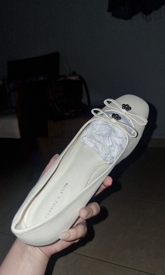 White flat sale slip on shoes