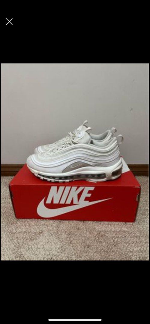 White nike shop 97s