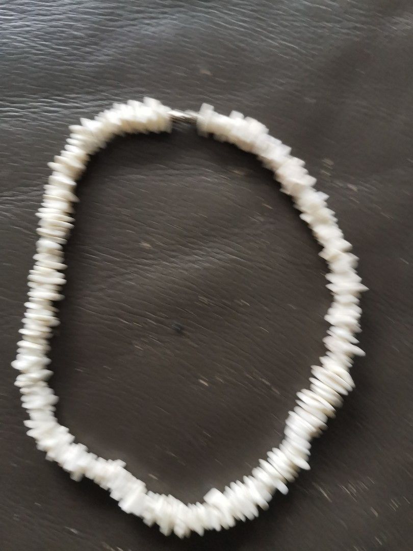 Puka shell necklace with shark tooth best sale