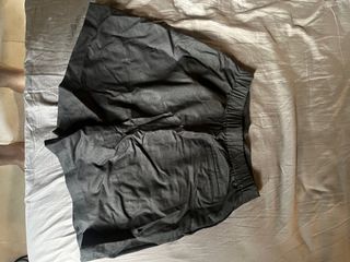(Category: ) located in . Submitted by brandeditemsforsale (Listing ID 1280785611, Image 1). Description: .