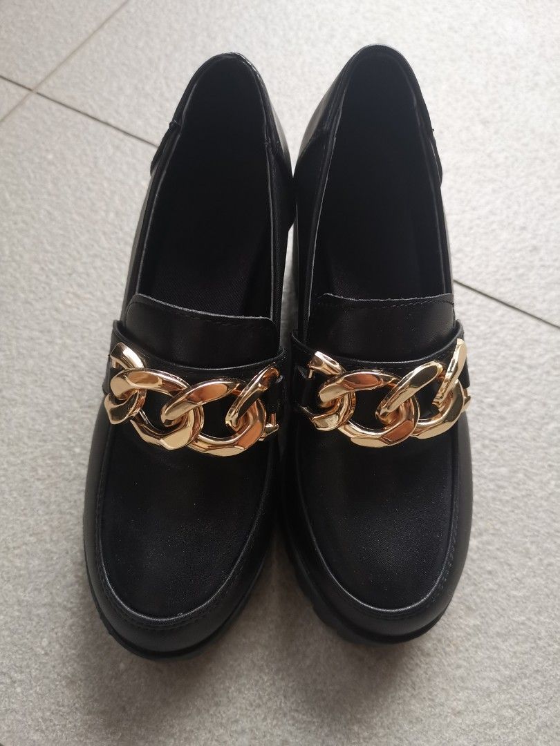 Chain deals loafers womens