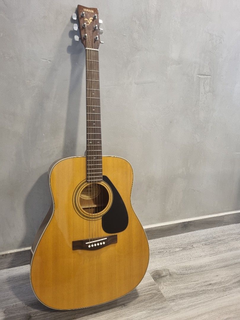 Yamaha cheap f350 guitar