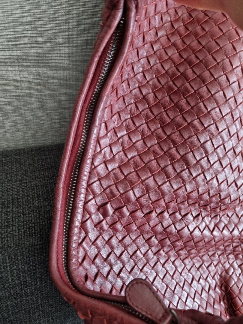 Authentic on sale bottega veneta