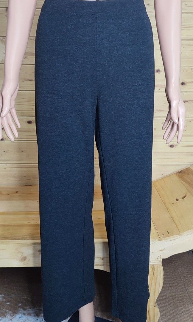 33-36 Inches Marks & Spencer Garterized Gray Pull On Capri Pants, Women's  Fashion, Bottoms, Other Bottoms on Carousell