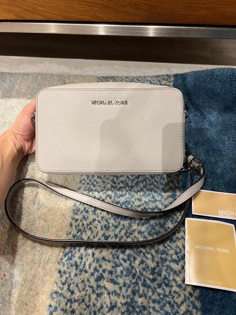 Michael kors wallet $30 2025