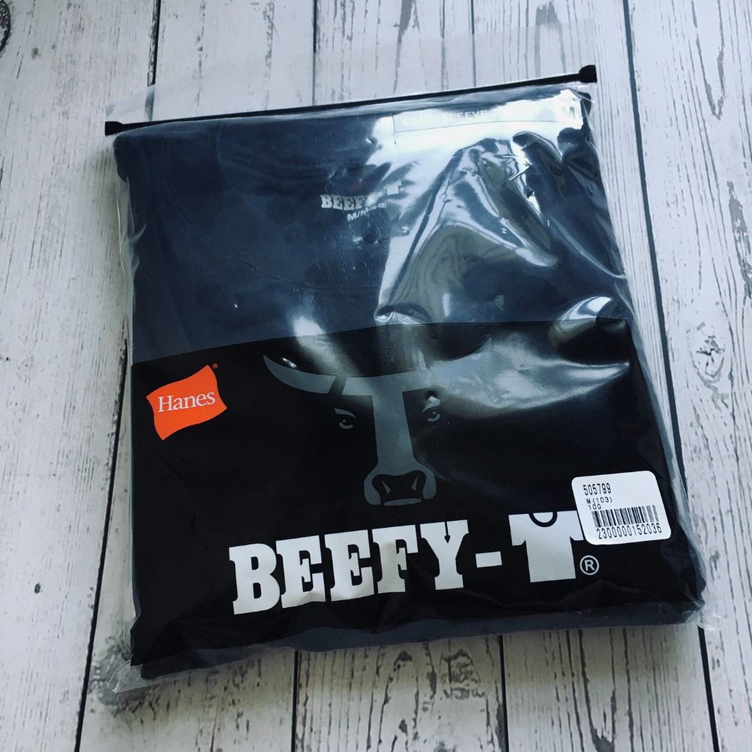 Hanes beefy hoodie top