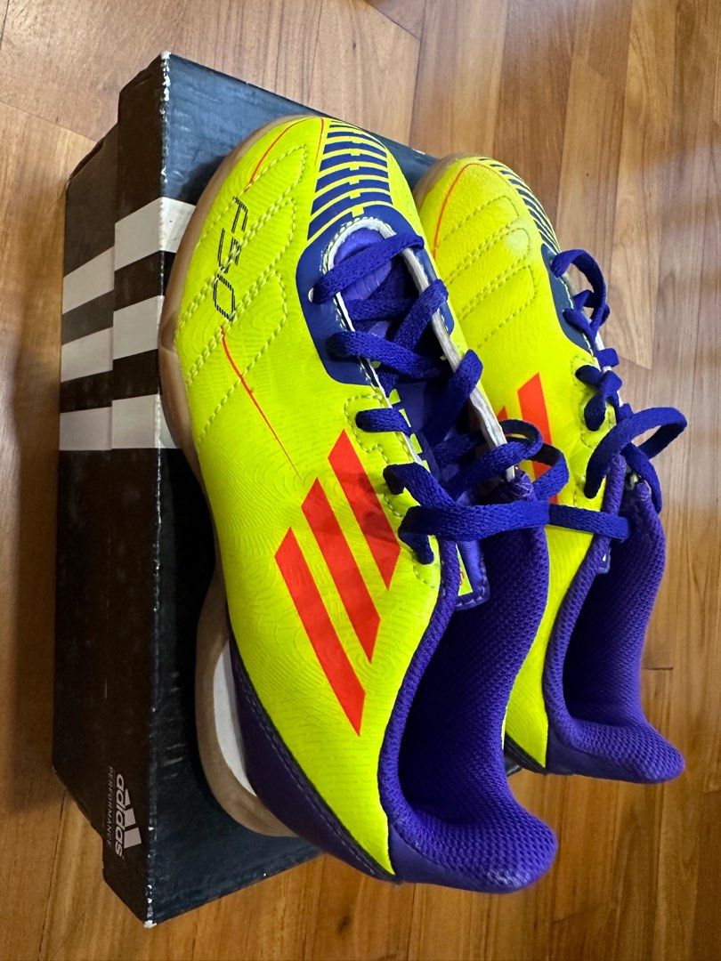 Adidas youth sale indoor soccer shoes