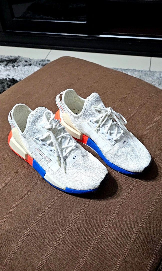 Adidas NMD R1 V2