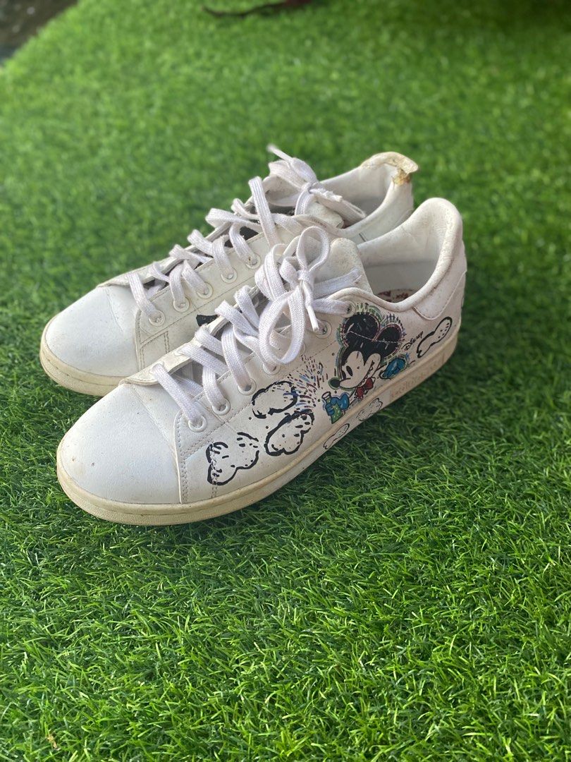 Adidas stan best sale smith mickey mouse
