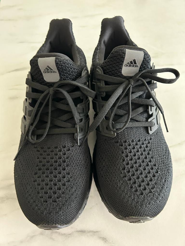 Ultra boost triple black 5.0 2025
