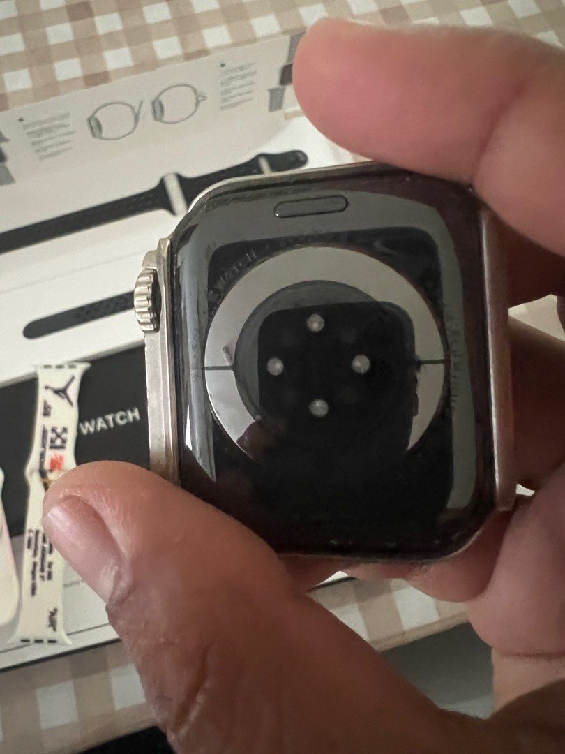 Apple watch s6 44mm nike edition Mobile Phones Gadgets