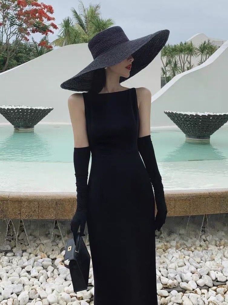 Audrey Hepburn Little Black Dress, Women's Fashion, Dresses & Sets, Dresses  on Carousell