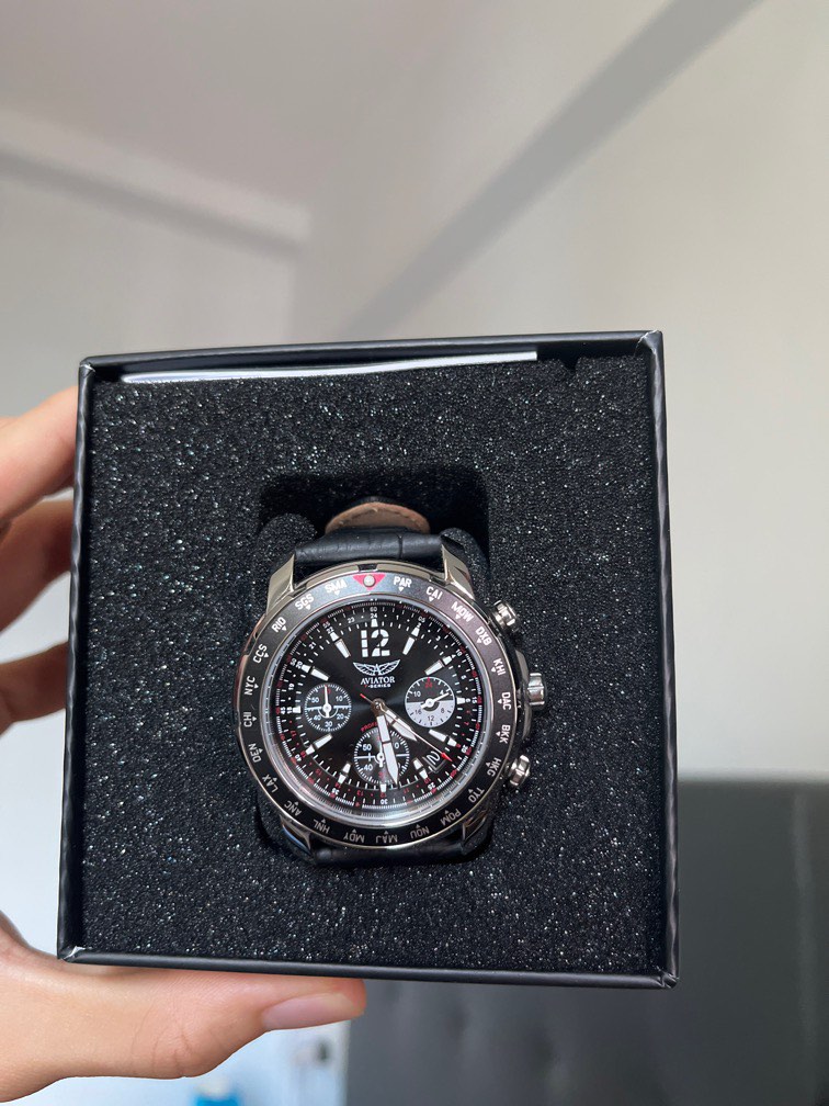 Safra aviator deals watch
