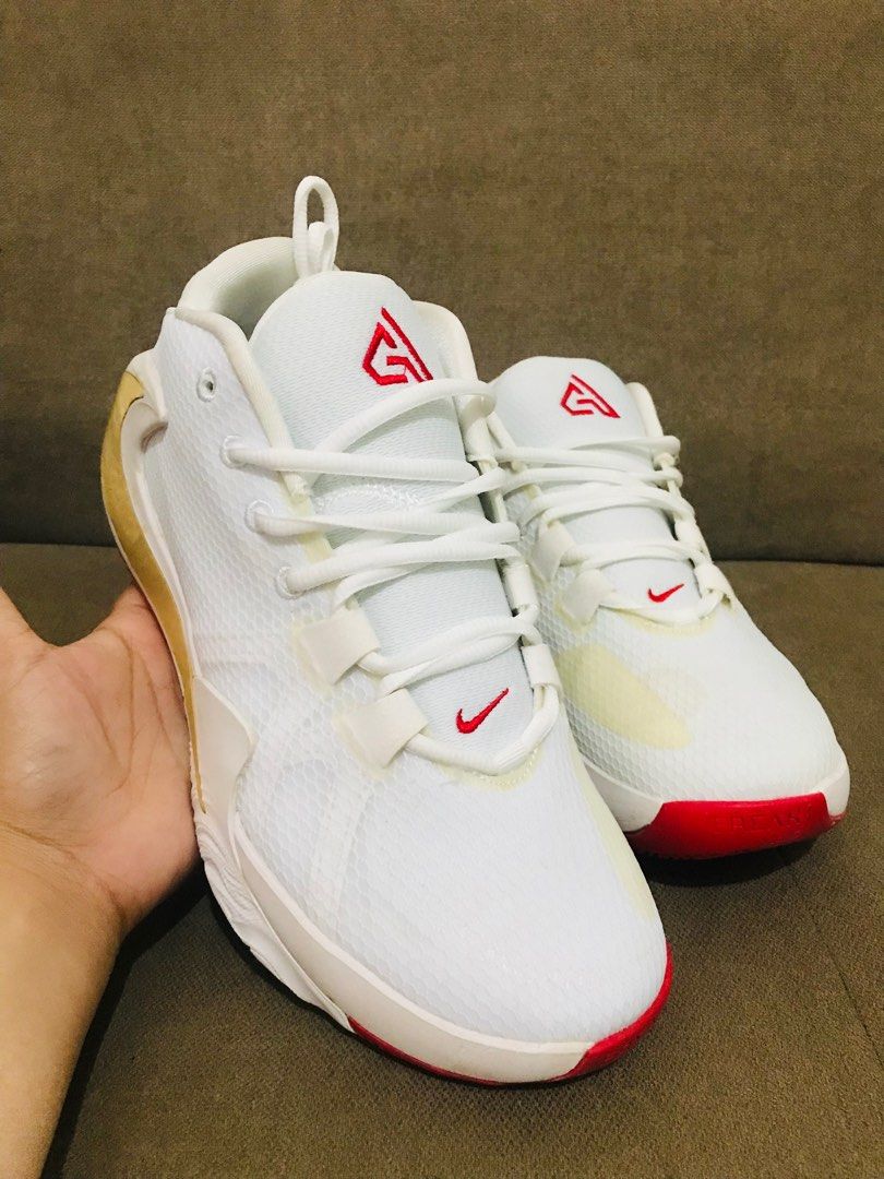 Basketball Shoes, Men's Fashion, Footwear, Sneakers on Carousell