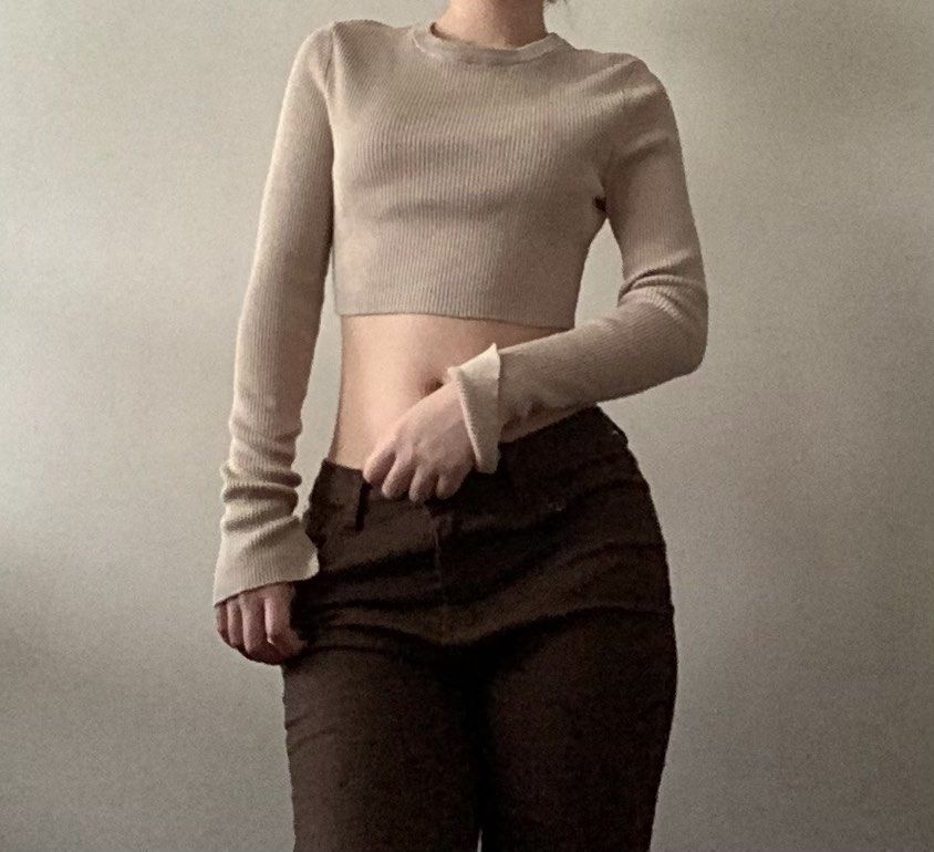 Ribbed knit crop top, Women's Fashion, Tops, Longsleeves on Carousell