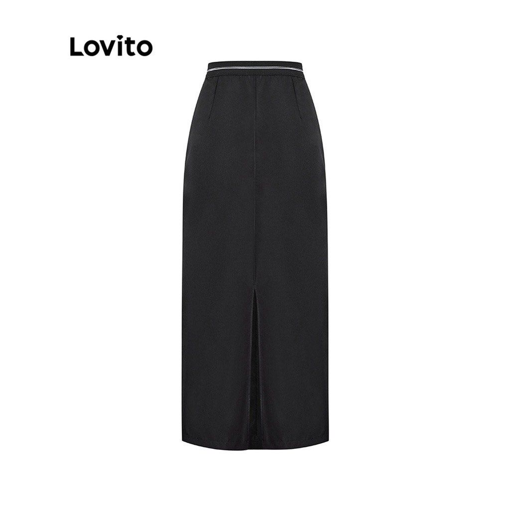 Black Long Skirt with slit (Category: Skirts) located in Manila. Submitted by bitofthings (Listing ID 1281206203, Image 3). Description: Brand New Not used; washed only Can fit size S-M; stretchable waist // black slit skirt midi skirt long skirt casual skirt.