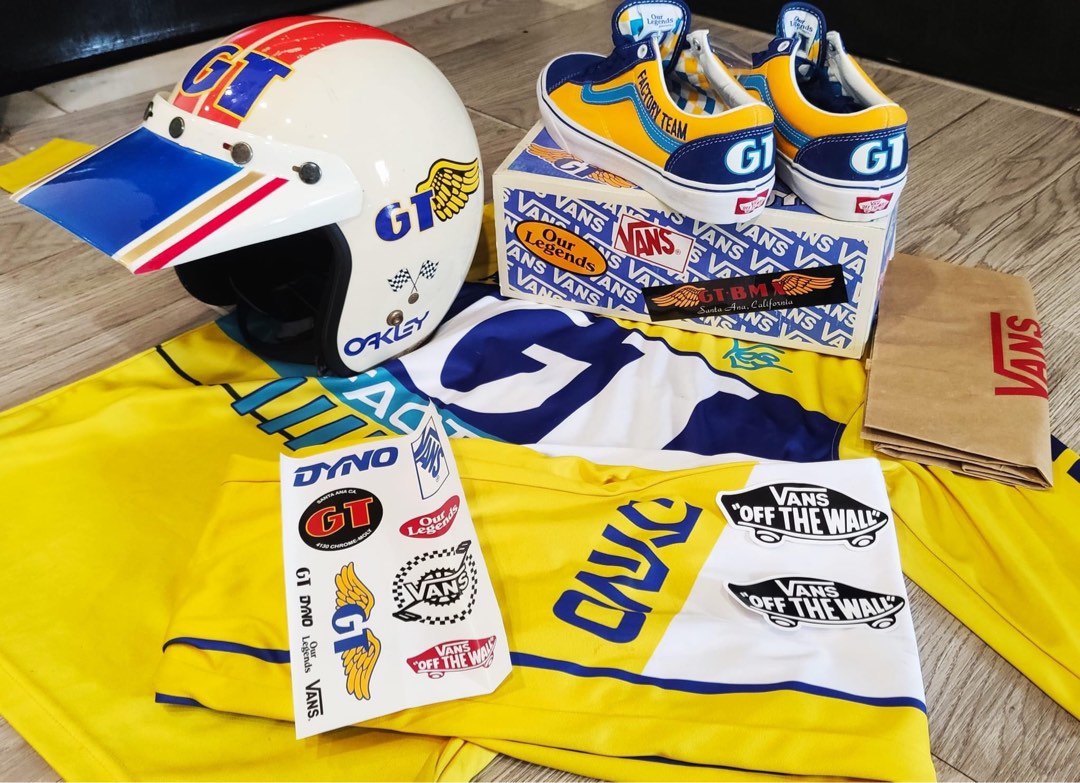 Gt bmx hotsell helmet